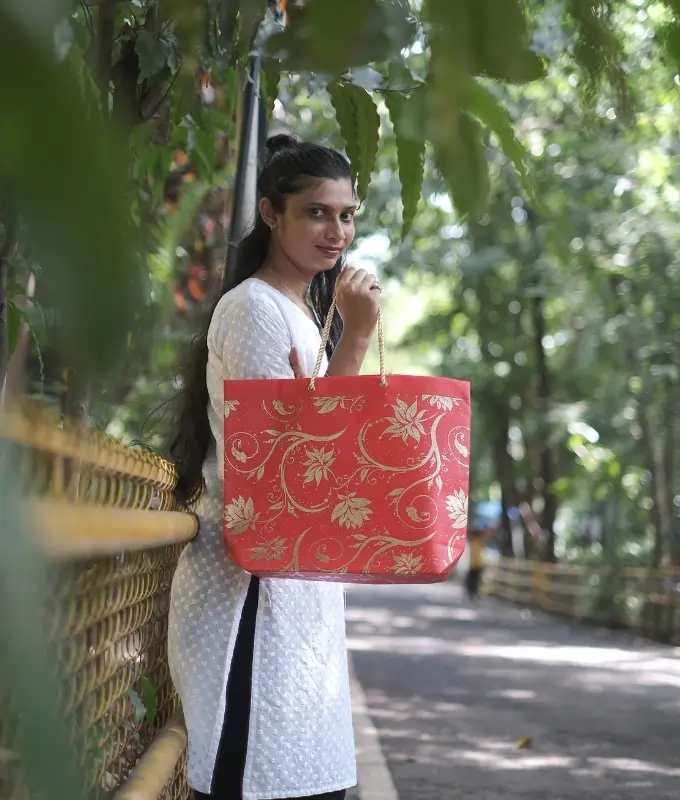 Student Crafted Red Floral Gift Carry Bag Code G91GB106