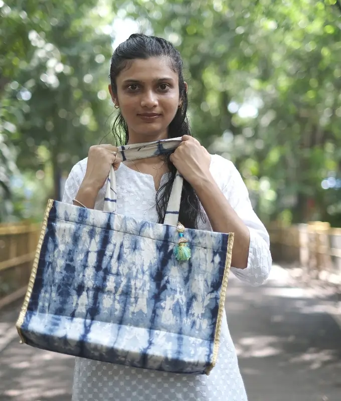 Student Crafted Tie-Dye Tote Bag Code G91TDB109
